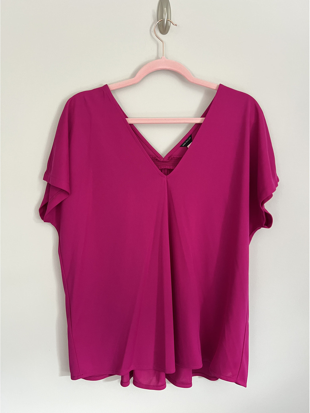 Ann Taylor Magenta Pink V-Neck Pleated Short Sleeve Blouse Size Small